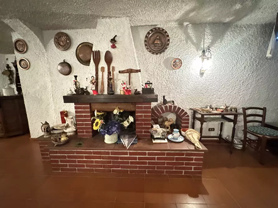 Immagine 65 di Casa indipendente in vendita  a Viareggio