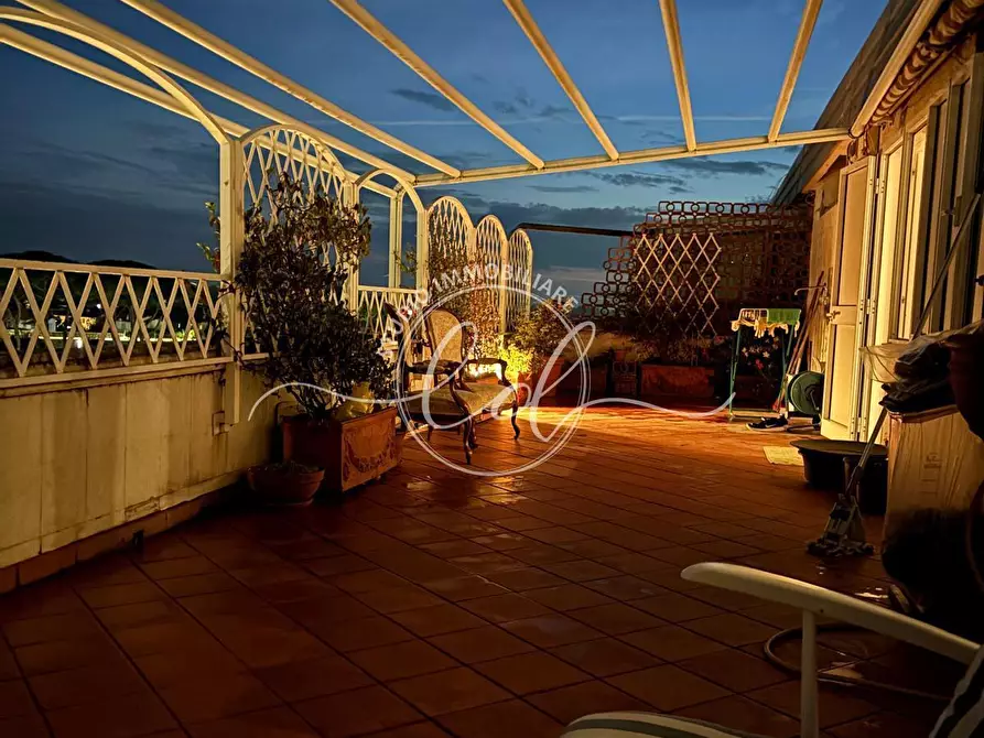 Immagine 1 di Attico in vendita  a Seravezza