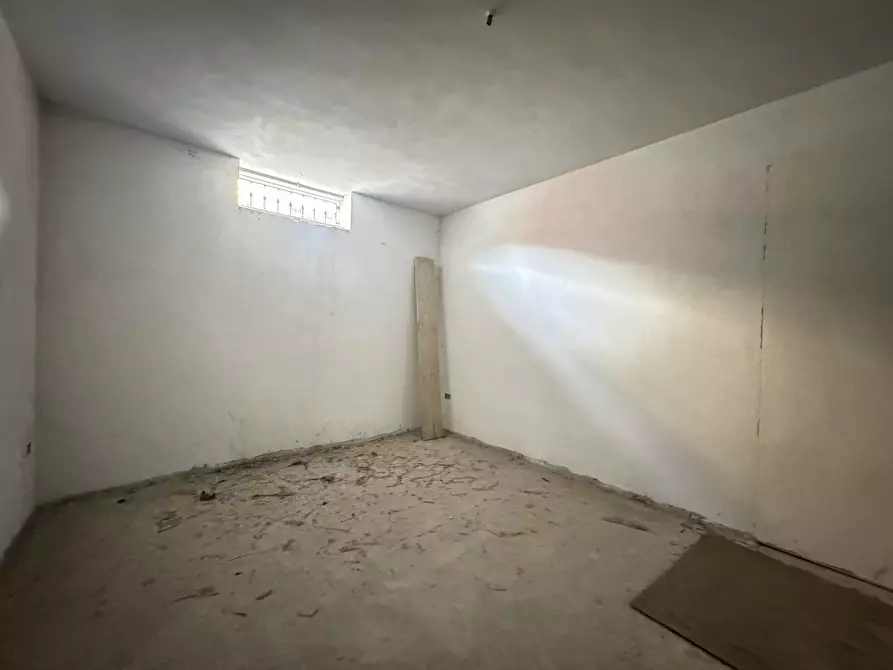 Immagine 32 di Porzione di casa in vendita  a Seravezza