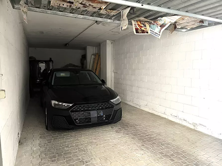 Immagine 6 di Garage in vendita  in Via della Peschiera a Anagni
