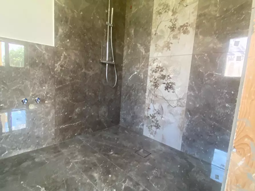 Immagine 23 di Villa in vendita  in Via Ugo Foscolo 37 a Montesilvano