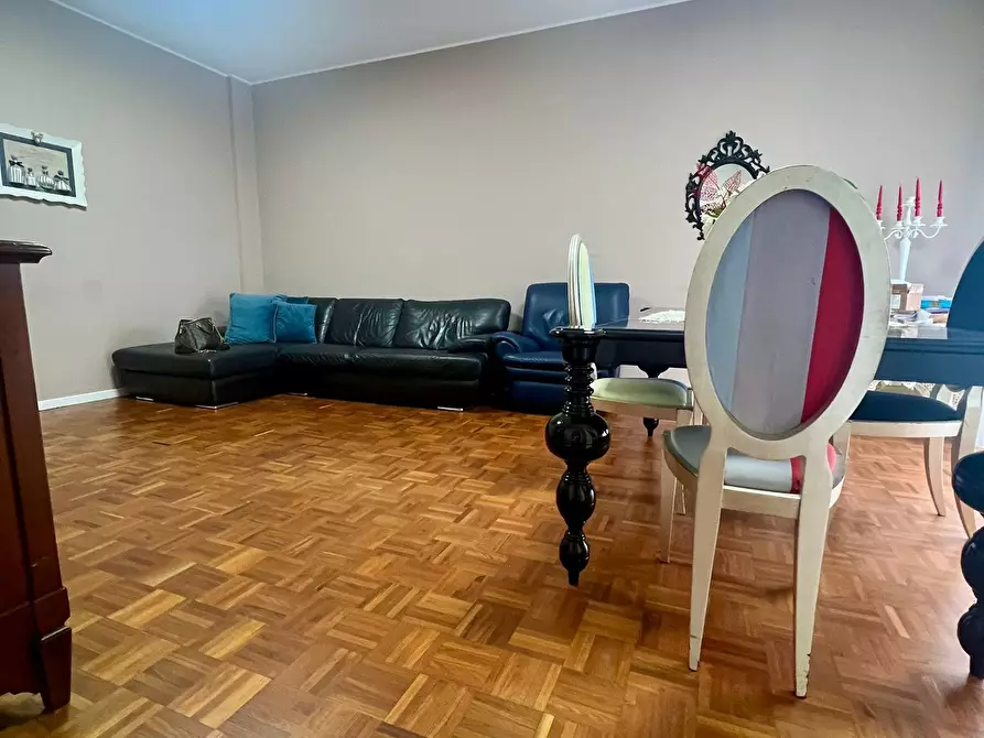 Immagine 8 di Quadrilocale in vendita  in Corso Umberto I 233 a Montesilvano