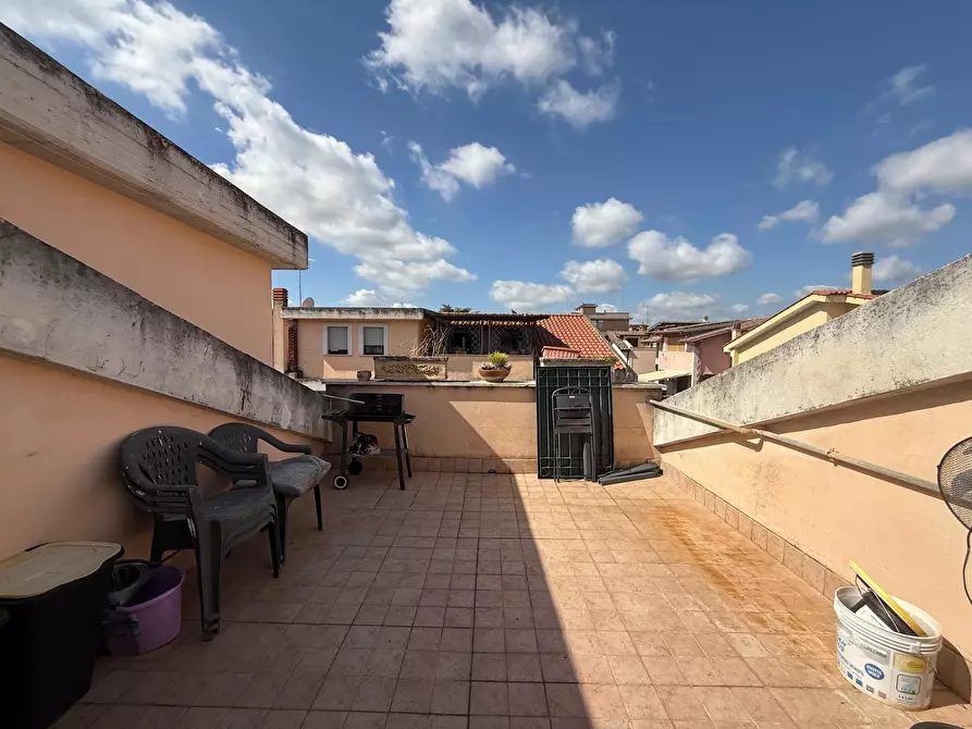 Immagine 5 di Trilocale in vendita  in via maremmana inferiore 110 a Guidonia Montecelio