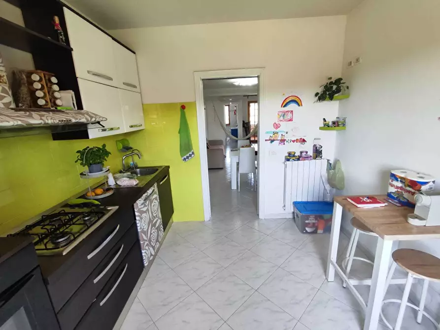 Immagine 6 di Villetta a schiera in vendita  in via colle mitriano 16 a Guidonia Montecelio