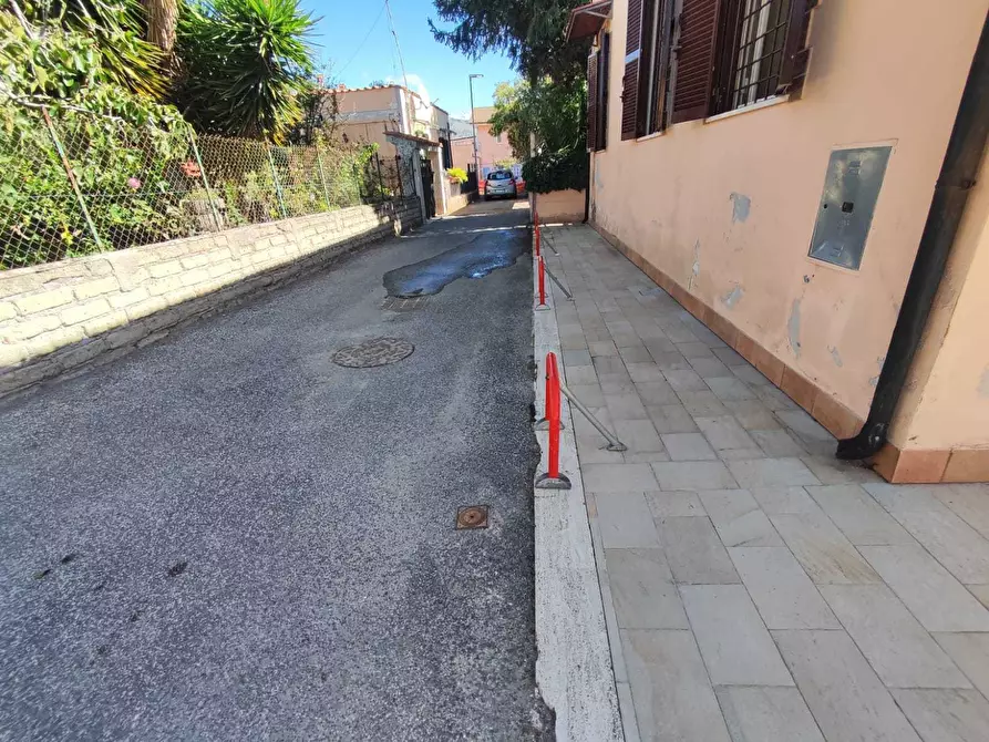 Immagine 7 di Casa indipendente in vendita  in via fratelli bandiera 26 a Guidonia Montecelio