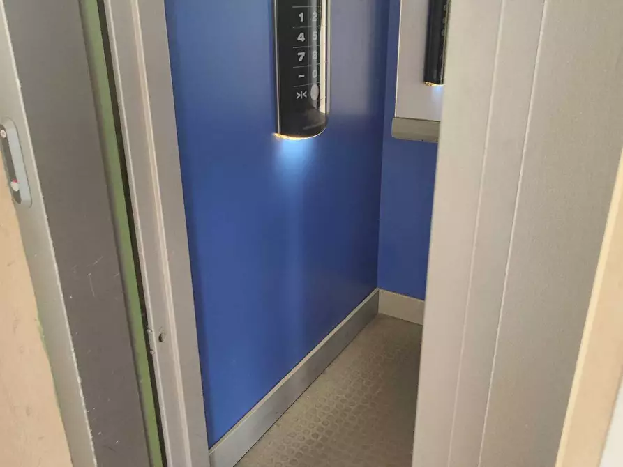 Immagine 23 di Trilocale in vendita  in Via Ottaviano a Guidonia Montecelio