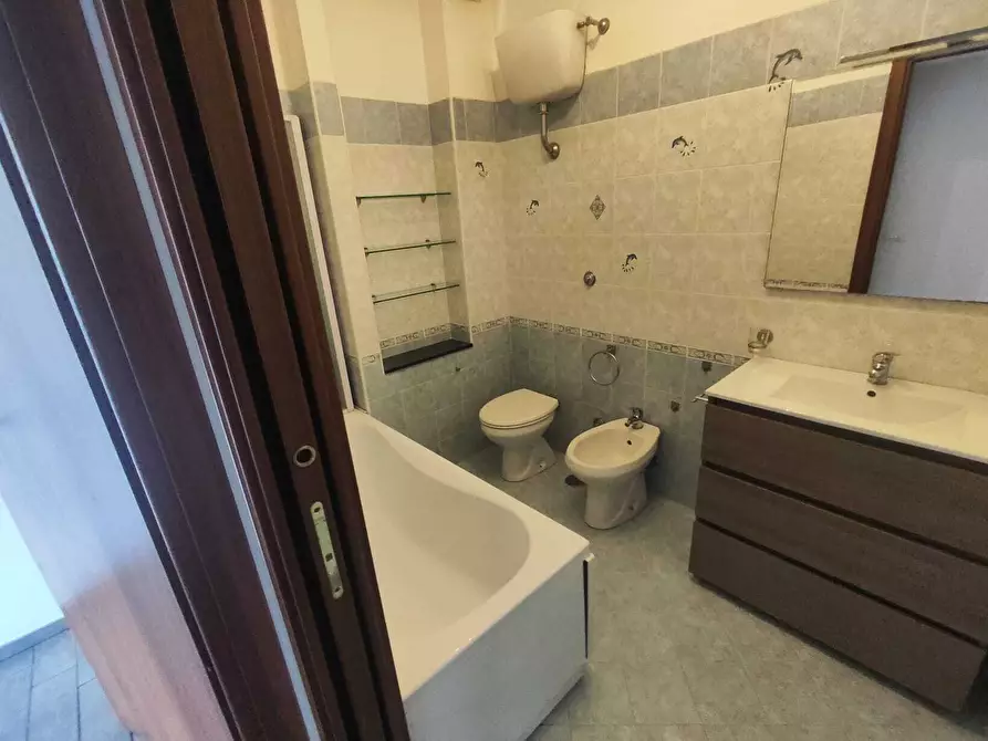 Immagine 10 di Bilocale in vendita  in Via Casal Bellini a Tivoli