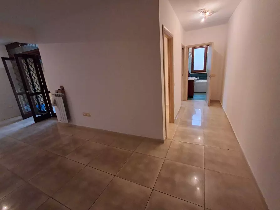 Immagine 22 di Trilocale in vendita  in via nicolo paganini a Guidonia Montecelio