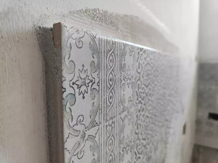 Immagine 42 di Villa in vendita  in via colleferro 64 a Guidonia Montecelio