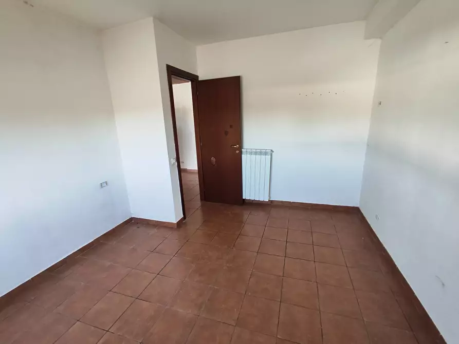 Immagine 17 di Bilocale in vendita  in Via Giuseppe Gioacchino Belli 26 a Tivoli