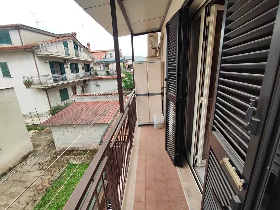 Immagine 10 di Trilocale in vendita  in VIA GUGLIELMO OBERDAN 19 a Guidonia Montecelio