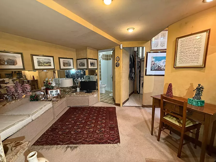 Immagine 10 di Trilocale in vendita  in Via Salaria 126 a Roma