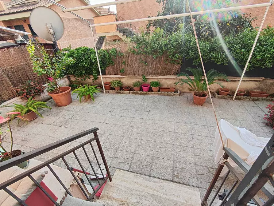 Immagine 5 di Trilocale in vendita  in Via Giuseppe Garibaldi 208 a Guidonia Montecelio