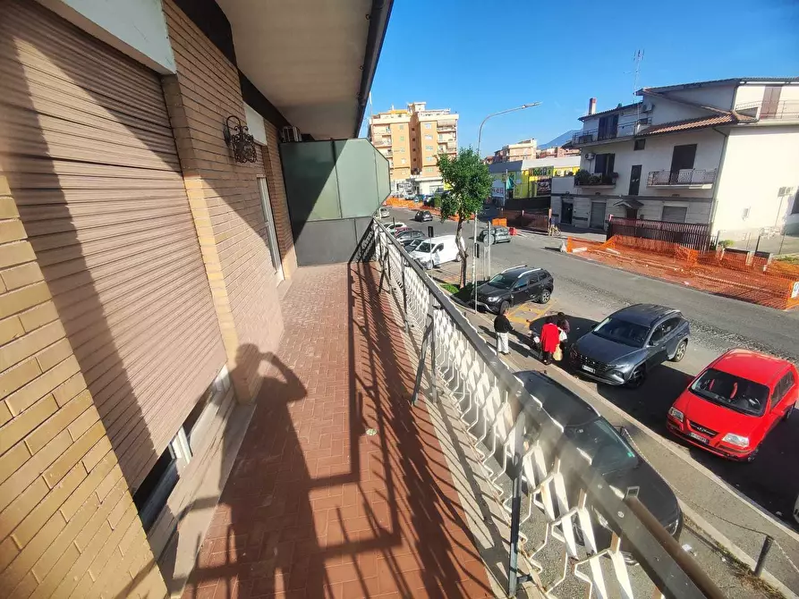 Immagine 30 di Trilocale in vendita  in Via Maremmana Inferiore 199 a Guidonia Montecelio