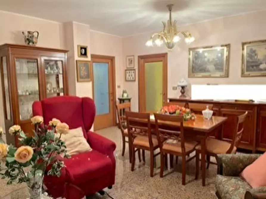 Immagine 10 di Quadrilocale in affitto  a Ascoli Piceno