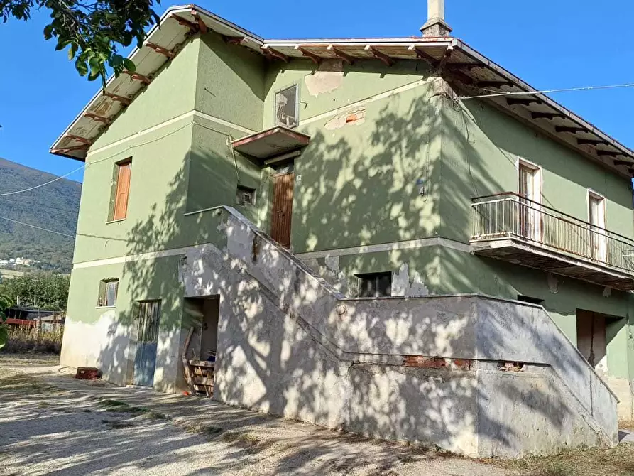 Immagine 6 di Rustico / casale in vendita  in via del mulino a Civitella Del Tronto
