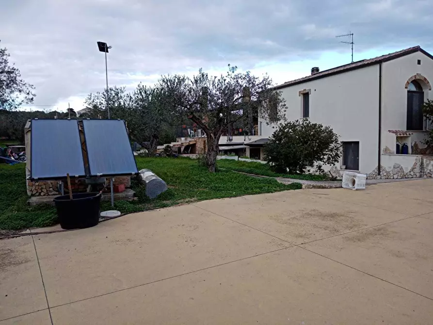 Immagine 12 di Villa in vendita  a Alghero