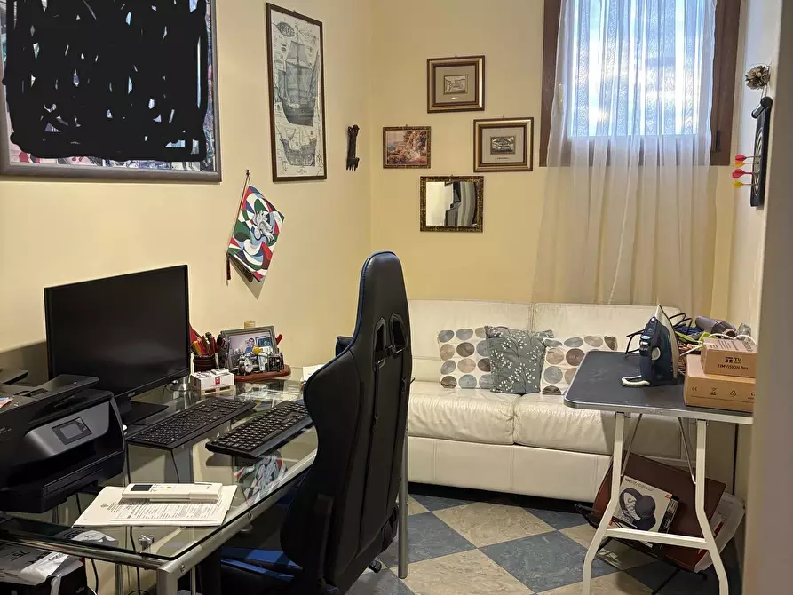 Immagine 22 di Pentalocale in vendita  a Sassari