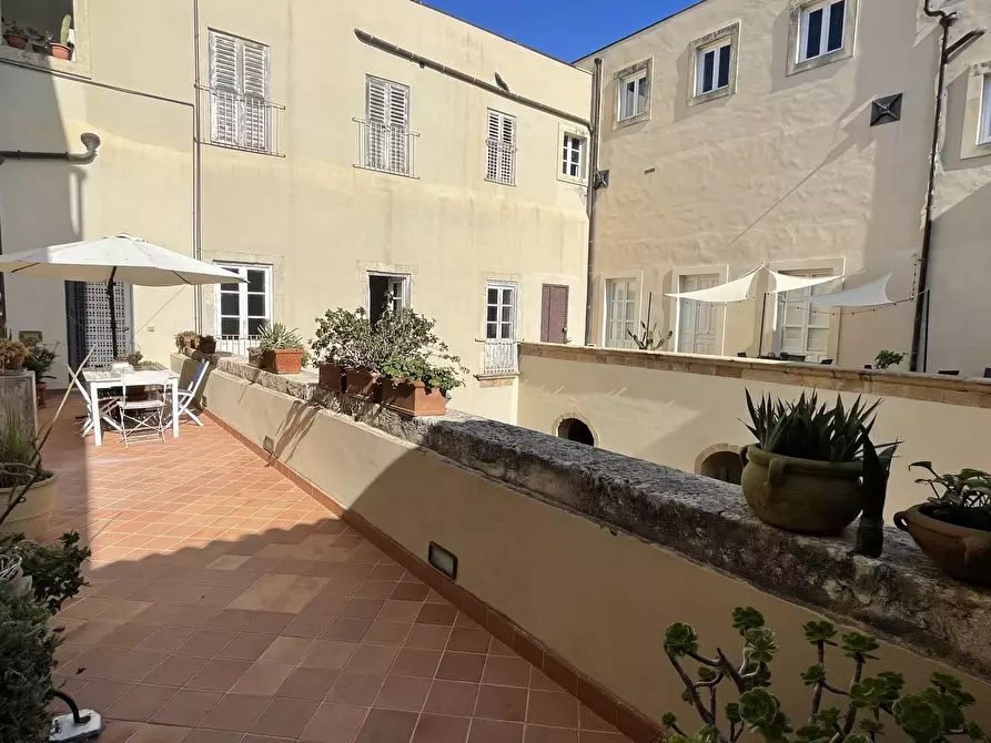 Immagine 8 di Quadrilocale in vendita  in VIA DELLA MAESTRANZA 72 a Siracusa