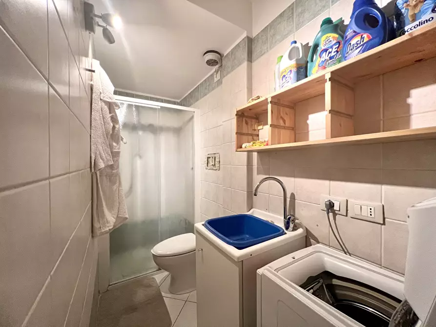 Immagine 13 di Monolocale in vendita  in Via Farini 538 a Cesena