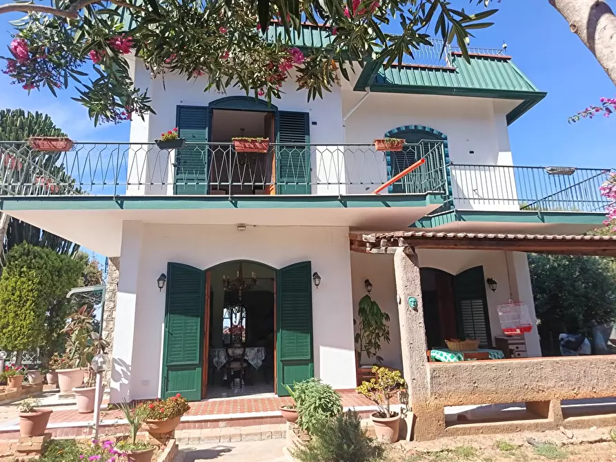 Immagine 79 di Villa in vendita  a Trabia