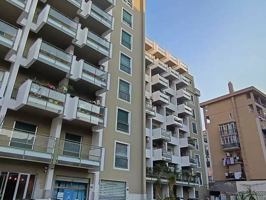 Immagine 23 di Pentalocale in vendita  a Palermo