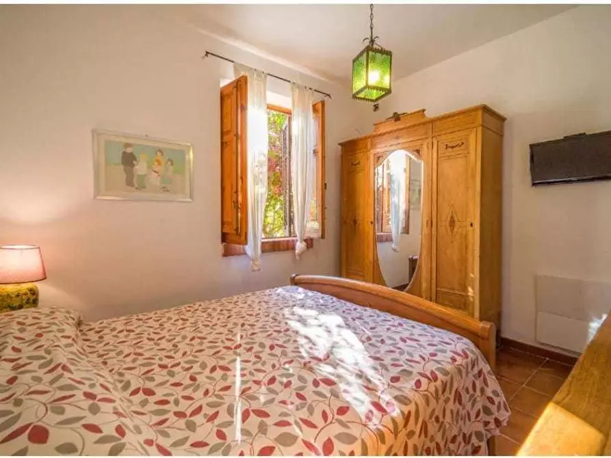 Immagine 11 di Villa in vendita  a Partinico