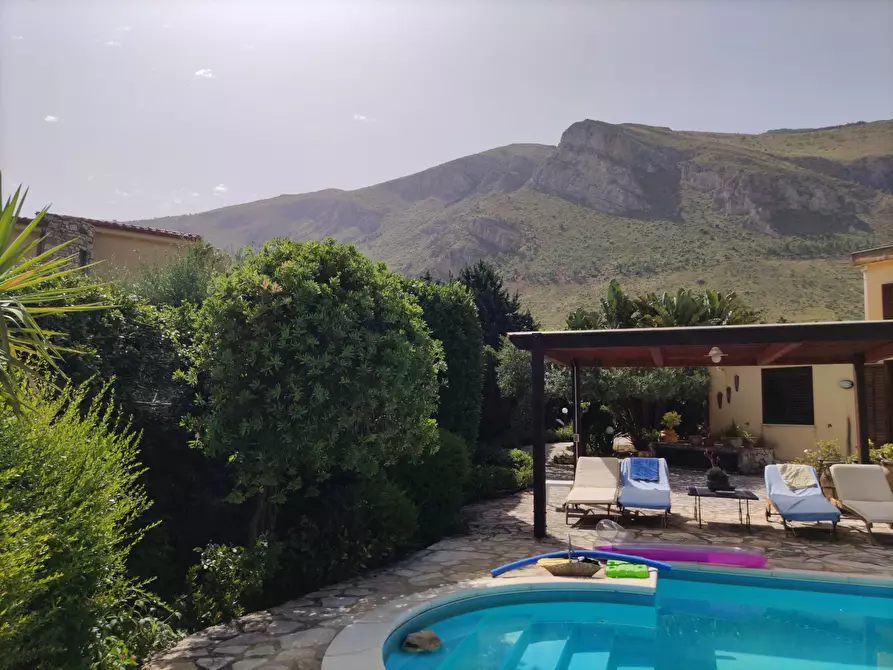 Immagine 7 di Villa in vendita  a Castellammare Del Golfo