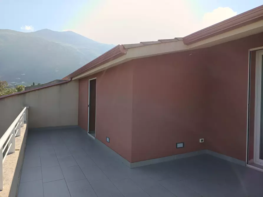 Immagine 15 di Villetta a schiera in vendita  a Castellammare Del Golfo