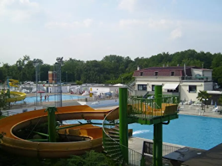 Immagine 21 di Attività commerciale in vendita  in Via del Laghetto 6 a Limbiate