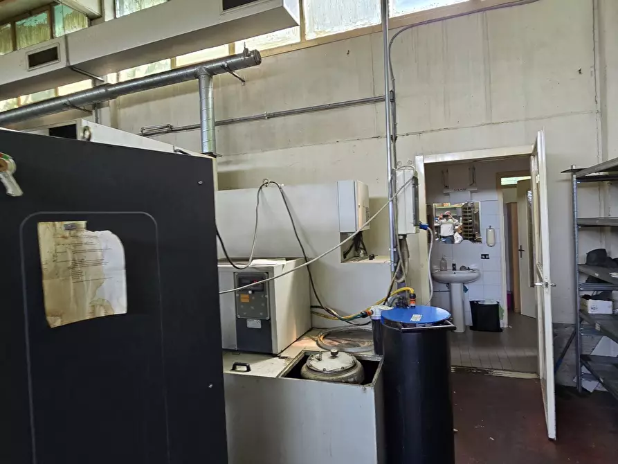 Immagine 7 di Capannone industriale in vendita  in Via Sandro pertini 9 a Miradolo Terme