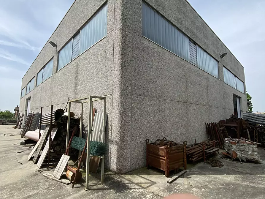 Immagine 9 di Capannone industriale in vendita  in Vicolo Granata 37 a Casalpusterlengo