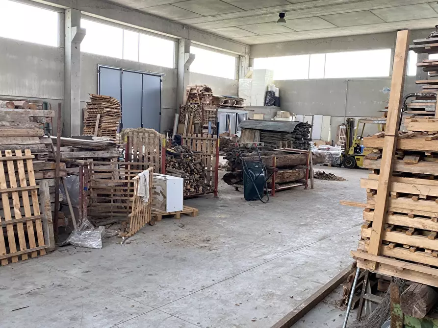 Immagine 4 di Capannone industriale in vendita  in Vicolo Granata 37 a Casalpusterlengo
