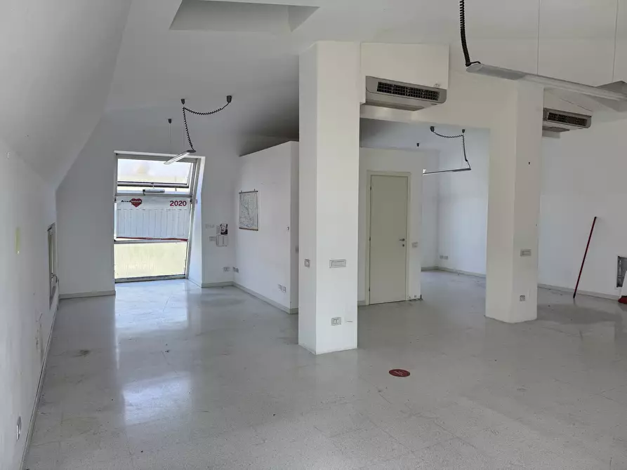 Immagine 3 di Ufficio in affitto  in Via Massimo D'Azeglio 20 a Lodi