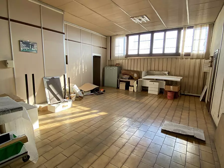 Immagine 4 di Capannone industriale in vendita  in Via delle Industrie a Guardamiglio