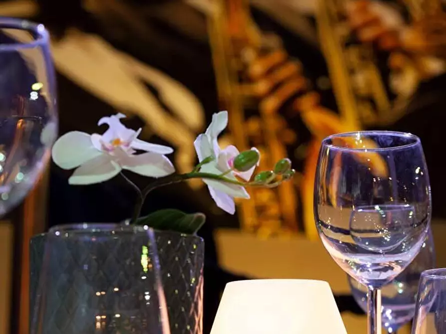 Immagine 1 di Bar / Ristorante in vendita  in via belloli a Tavazzano Con Villavesco