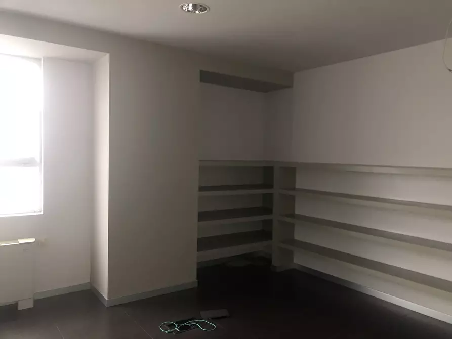 Immagine 15 di Ufficio in vendita  in Via Giovanni Paolo II 11 a Vigevano