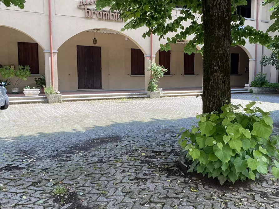 Immagine 6 di Bar / Ristorante in vendita  in VIA ROMA 10 a Moscazzano