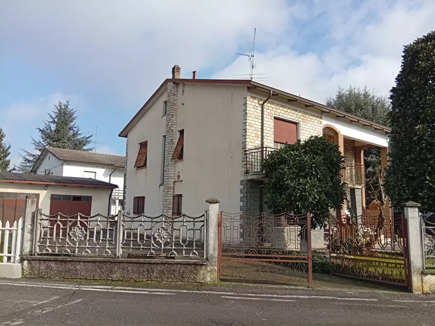 Immagine 2 di Villa in vendita  in VIA BRODOLINI 1 a Martignana Di Po