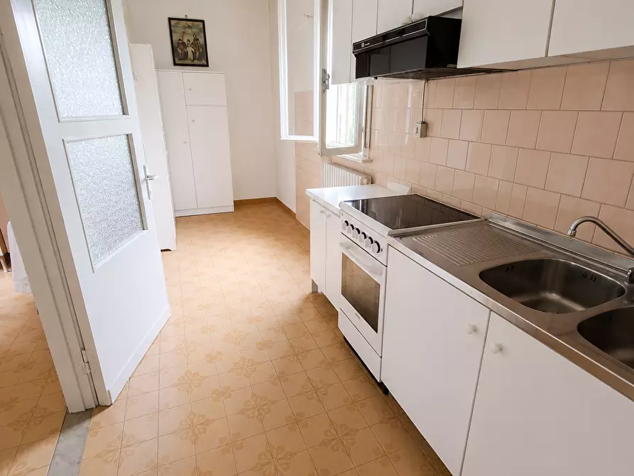 Immagine 8 di Casa bifamiliare in vendita  in Via Guglielmo Marconi 2 a Guarda Veneta