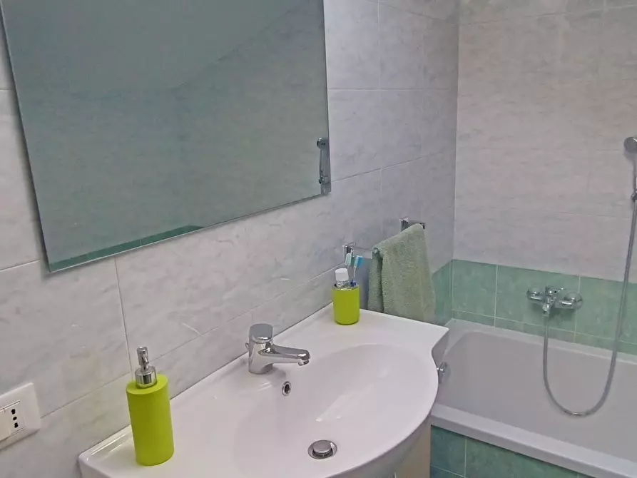 Immagine 20 di Quadrilocale in vendita  a San Remo