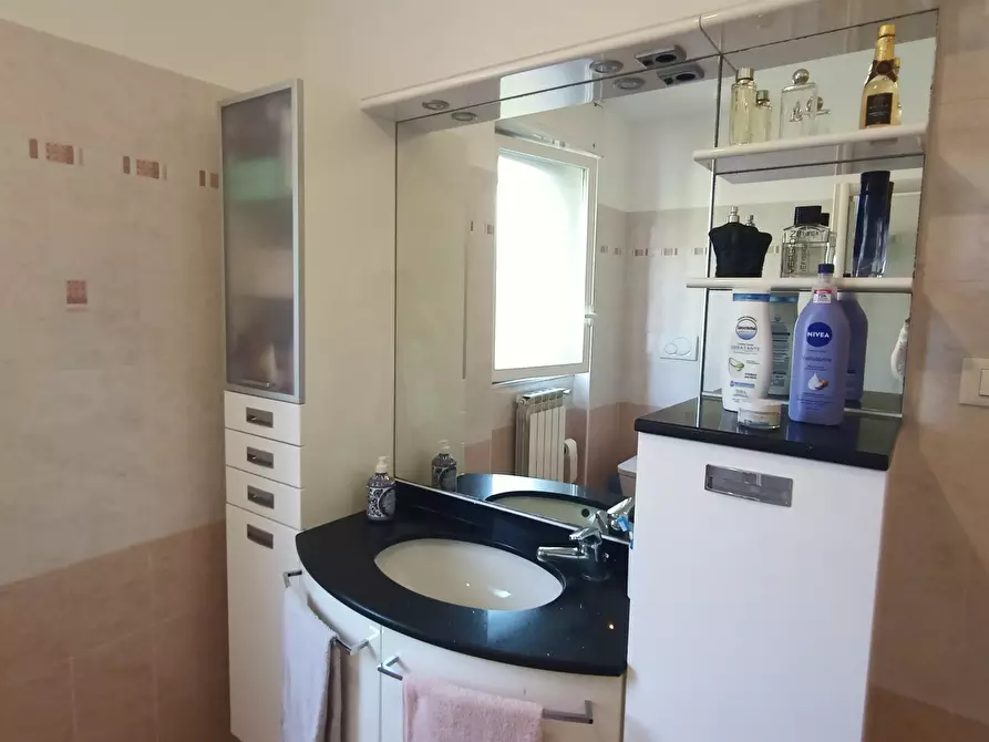 Immagine 11 di Quadrilocale in vendita  a San Remo