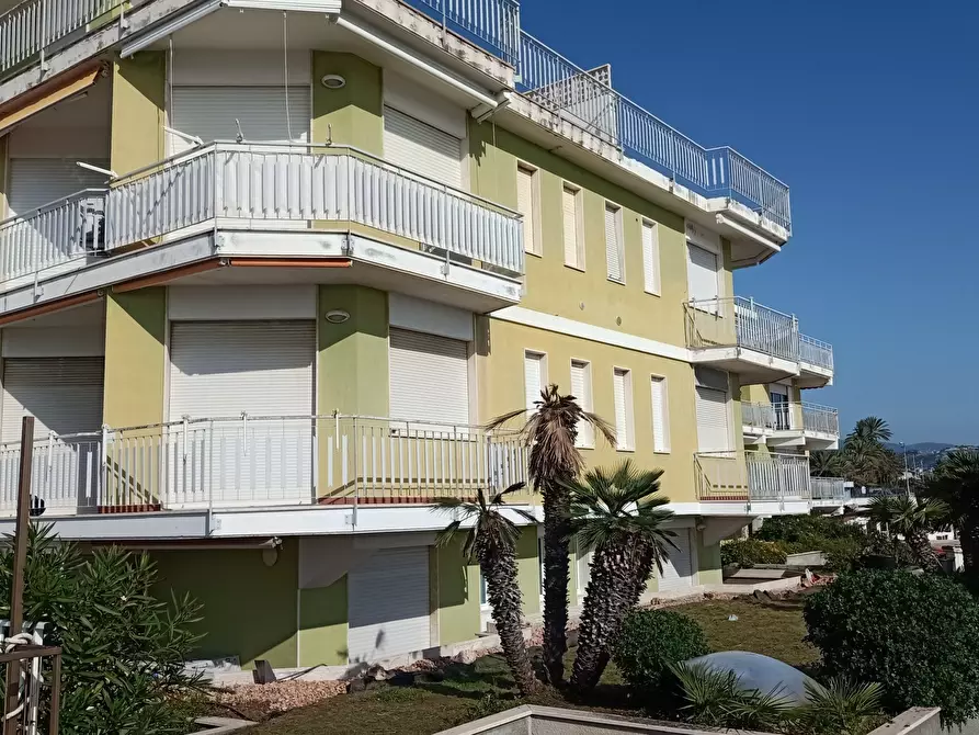 Immagine 11 di Monolocale in vendita  a San Remo