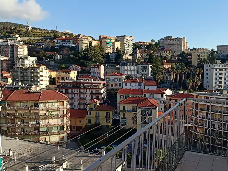 Immagine 5 di Attico in vendita  a San Remo