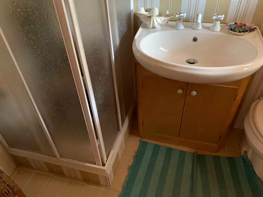 Immagine 26 di Quadrilocale in vendita  in Via Giovanni Borea a San Remo