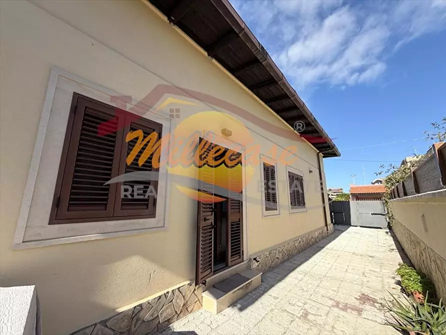 Immagine 10 di Casa bifamiliare in vendita  in Via Aidone a Siracusa