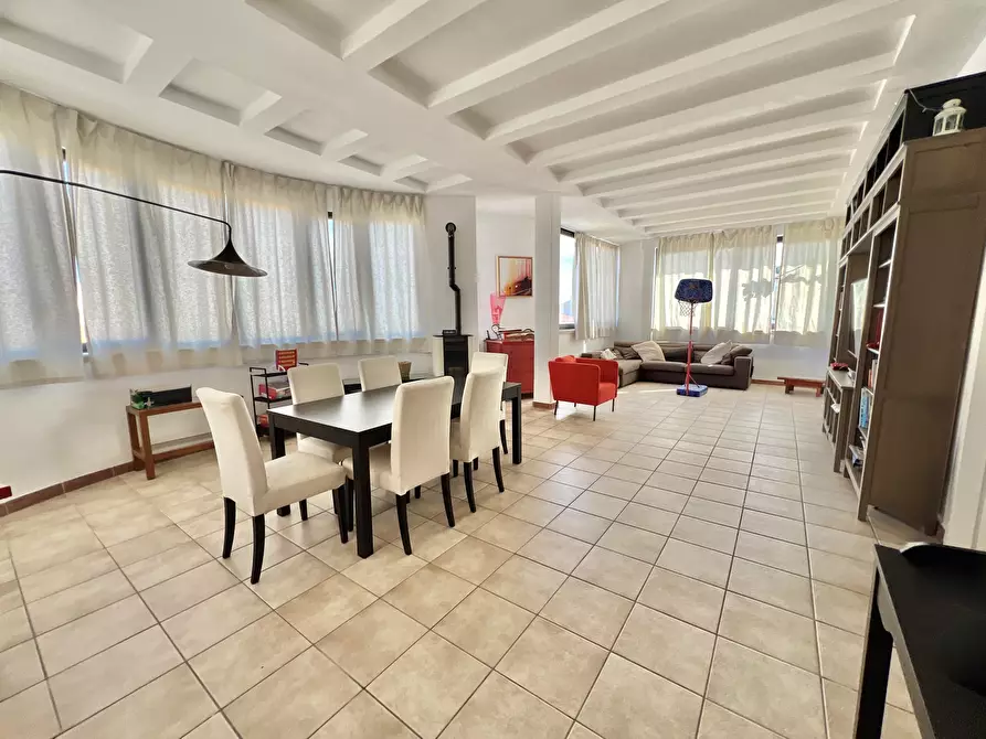 Immagine 2 di Appartamento in vendita  in via selinunte a Siracusa