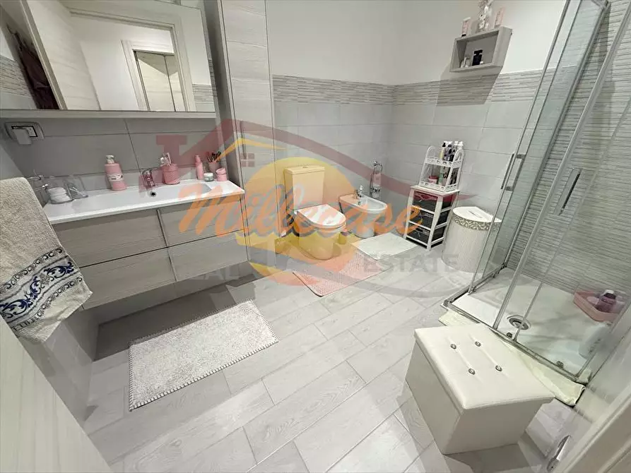 Immagine 5 di Trilocale in vendita  in Via Santi Amato a Siracusa