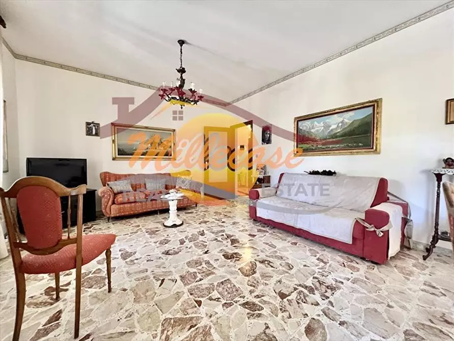 Immagine 13 di Pentalocale in vendita  in Via Agostino Fillioley a Siracusa