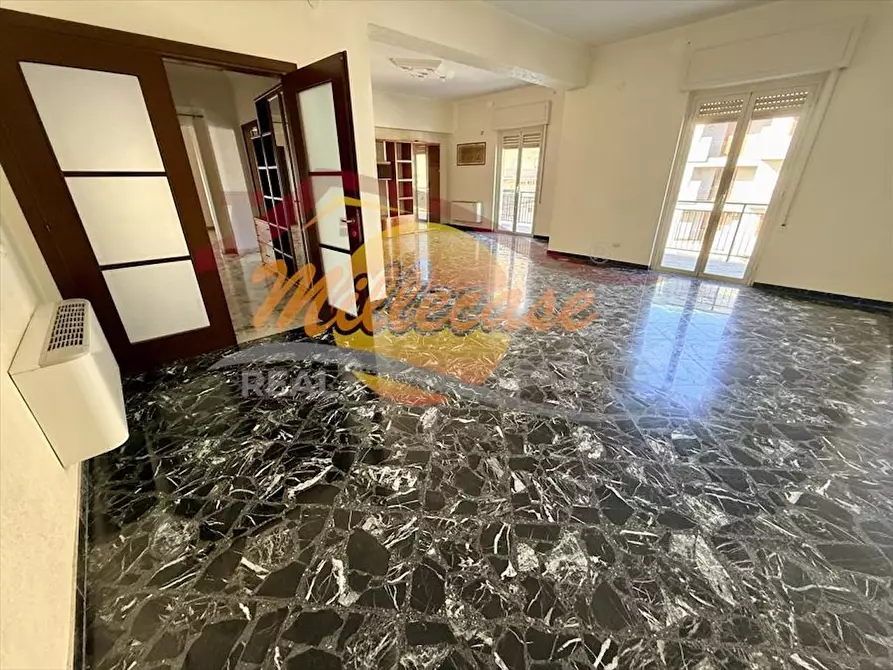 Immagine 23 di Pentalocale in vendita  in VIALE TUNISI a Siracusa